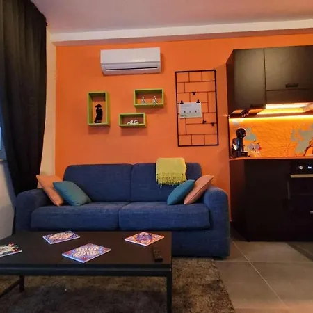 Apartment Modern - 50 M From Sea - Free Wi-fi - Super Cool - Terrace - Fully Air-conditioned *