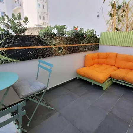 Modern - 50 M From Sea - Free Wi-fi - Super Cool - Terrace - Fully Air-conditioned St. Paul's Bay